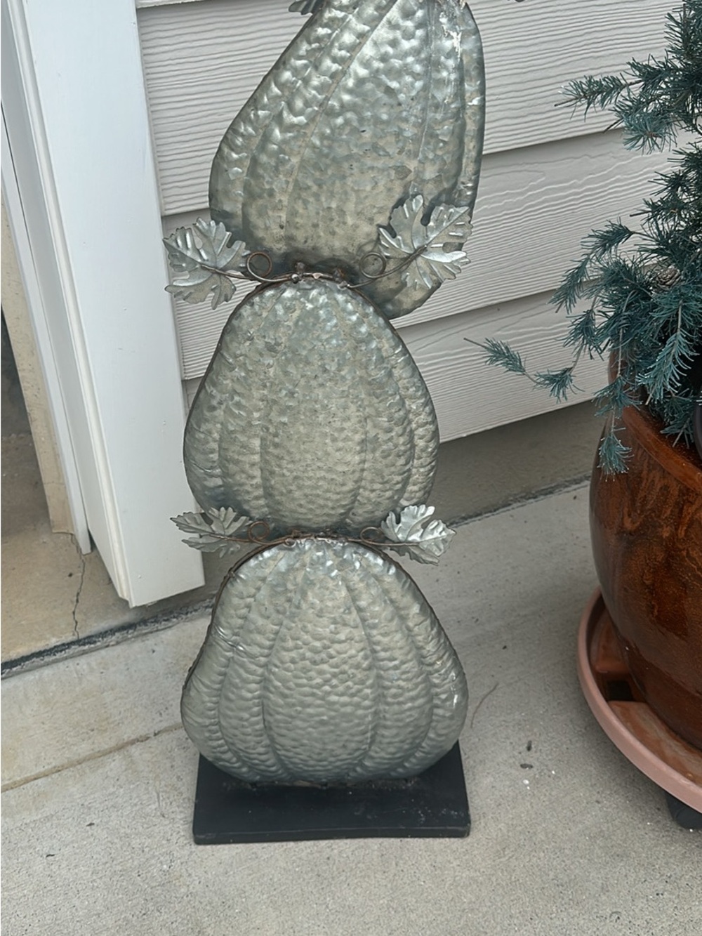 Fall Stacked Aluminum Pumpkin Decor - Picture 3 of 3